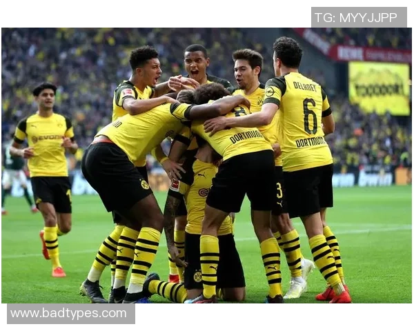 意甲惊现冷门莱比锡逆转尤文图斯红牌争议引发全场热议