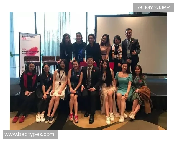 姚明的女生：从篮球场到人生舞台的成长与蜕变之路